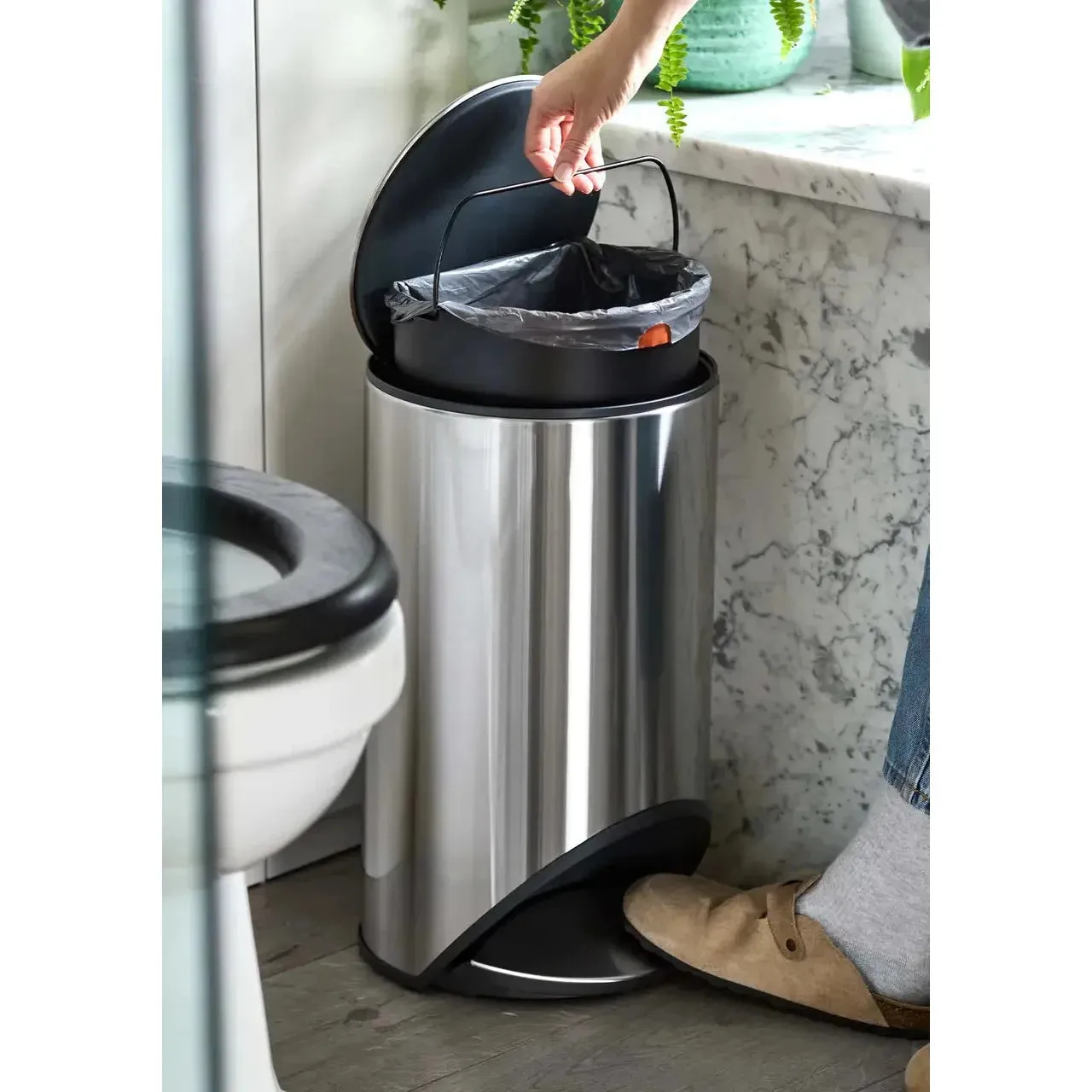 Arc™ 10L Easy-push Stainless-steel Pedal Trash Can