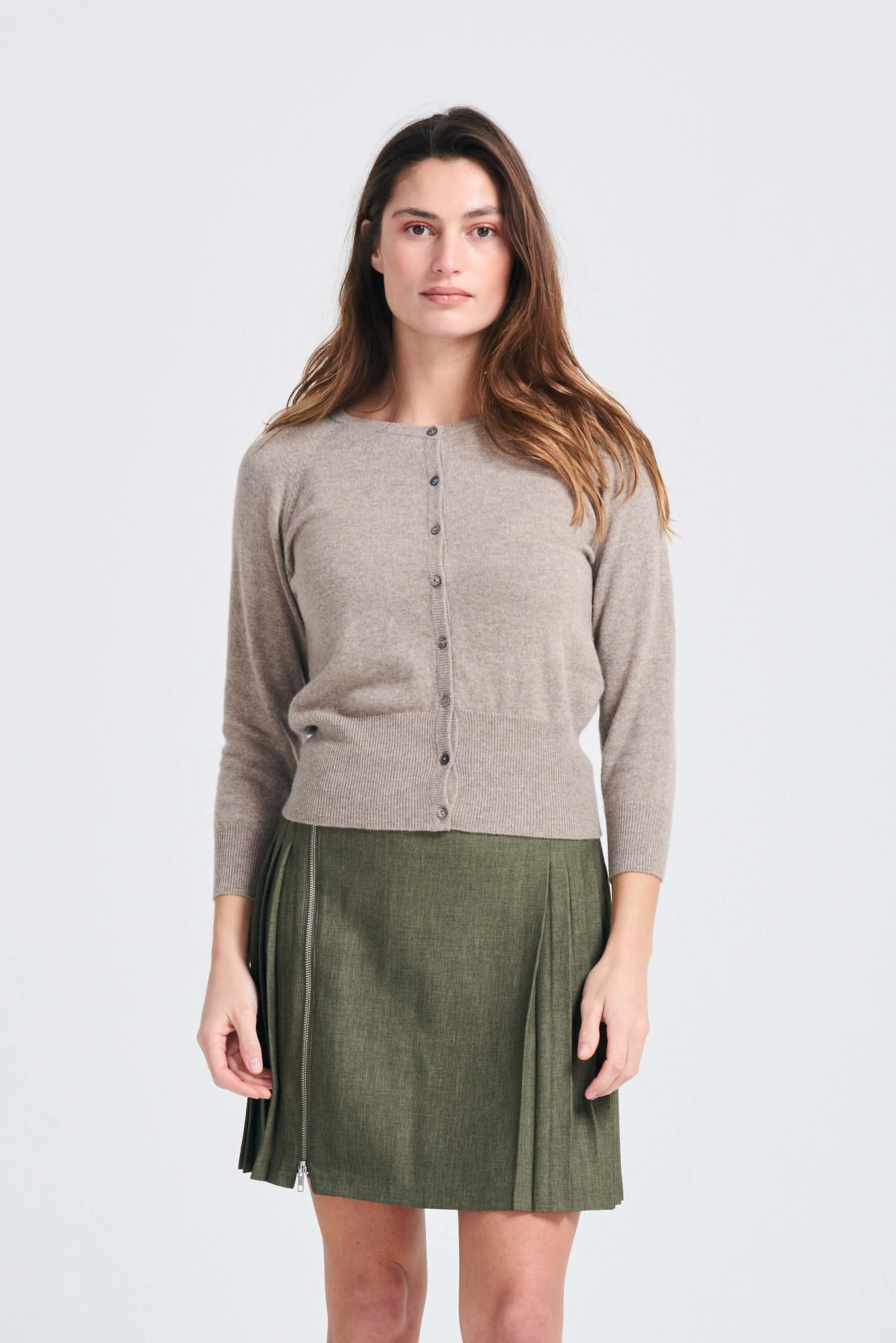 Cashmere Cardigan in Organic Light Brown