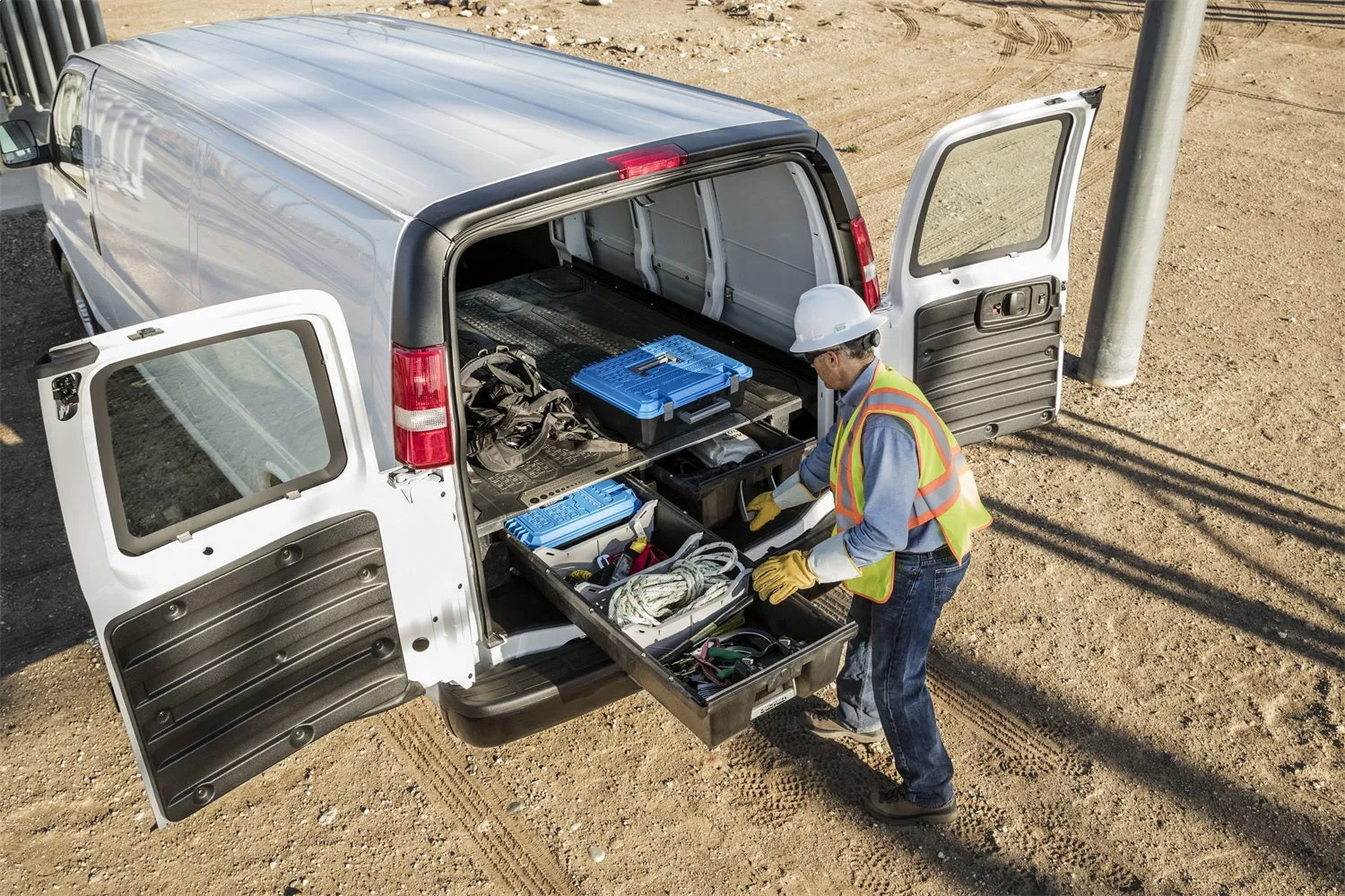 DECKED VNGM96EXSV65 DECKED Cargo Van Storage System