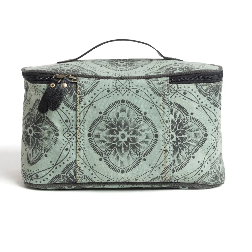 Pilar Pram Toiletries Bag