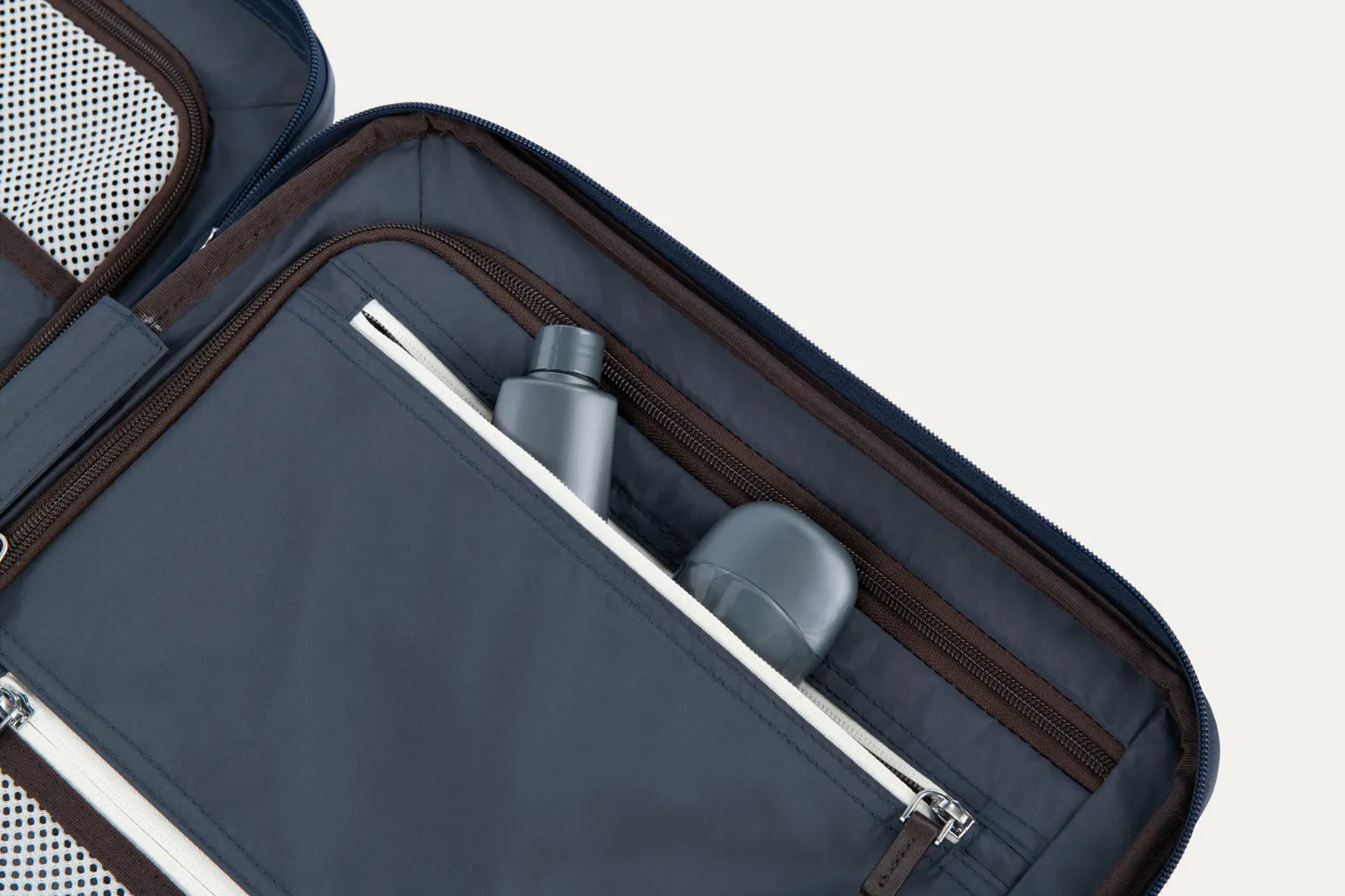 Platinum® Elite Carry-On / Medium Check-In Hardside Set